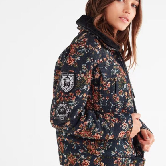 Blank NYC Tapestry Flight Floral Printed Bomber Jacket Size Large - Picture 6 of 15
